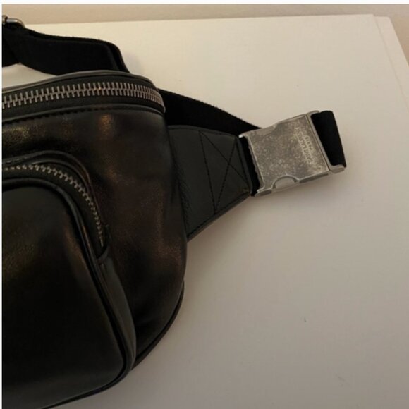 NWOT Saint Laurent Lambskin Leather Subway bumbag - Picture 4 of 16